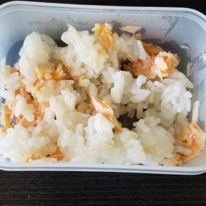 鮭とえのき混ぜご飯【離乳食後期】